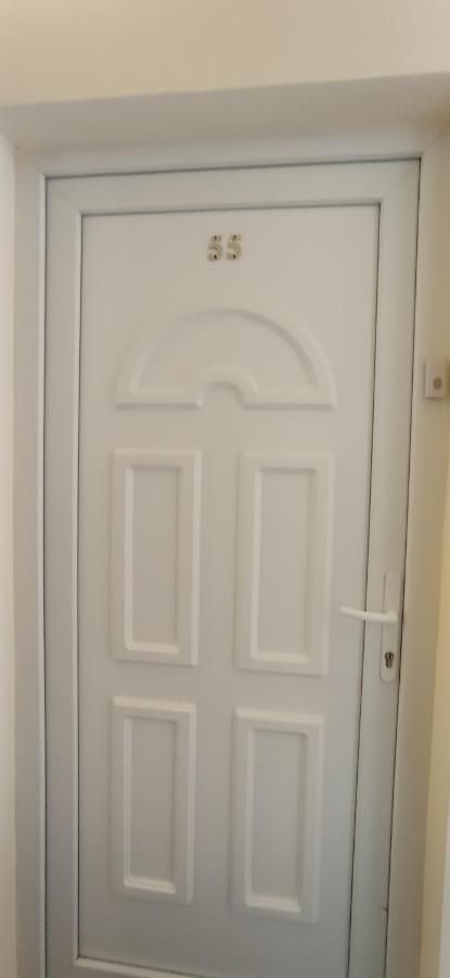 Osvat Apartments Budapeste Exterior foto